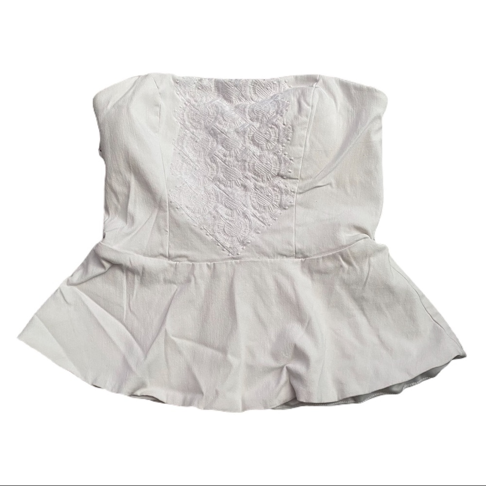 !! 3 for $10!! XOXO white peplum tube top tank